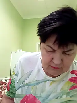 Snapshot of FantasyMichelle chatting on February 5, 6:24 am FantasyMichelle online show from February 5, 6:24 am