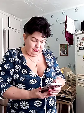 Snapshot of FantasyMichelle chatting on February 22, 7:45 am FantasyMichelle online show from February 22, 7:45 am