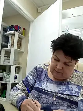 Snapshot of FantasyMichelle chatting on March 3, 12:27 pm FantasyMichelle online show from March 3, 12:27 pm