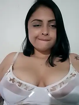 MelannyBell online show from December 14, 11:01 pm