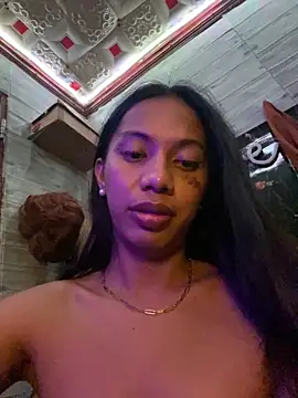 whiteladyboy online show from November 17, 10:43 am