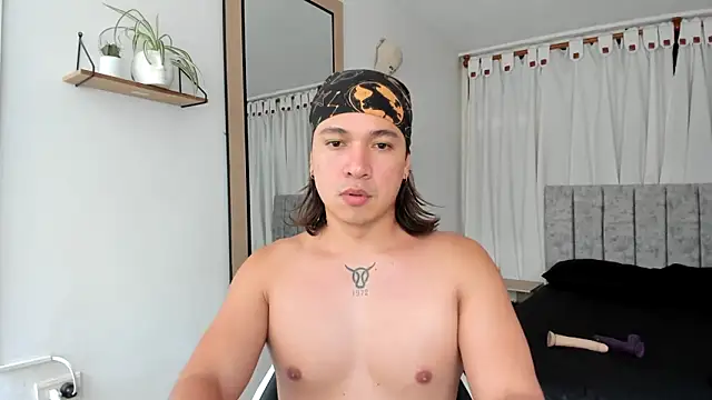 Valerioe online show from March 6, 7:54 pm