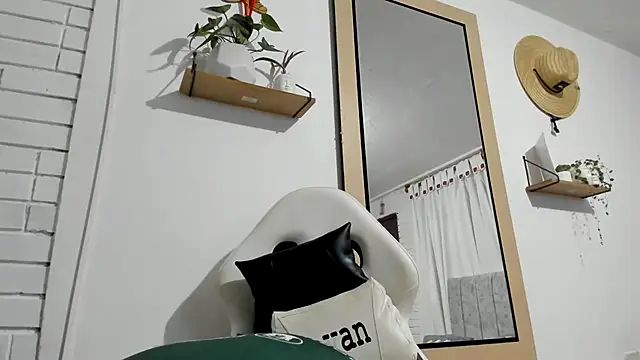 Valerioe online show from October 2, 9:38 am