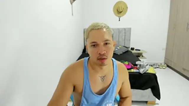 Snapshot of Valerioe chatting on May 6, 3:50 pm Valerioe online show from May 6, 3:50 pm