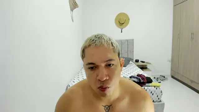 Snapshot of Valerioe chatting on May 22, 3:50 pm Valerioe online show from May 22, 3:50 pm