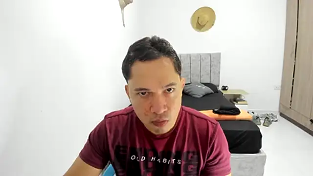 Snapshot of Valerioe chatting on July 24, 2:37 pm Valerioe online show from July 24, 2:37 pm