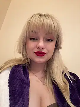 Blonde20 online show from October 21, 10:32 pm