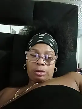 Melanie candy  online show from February 6, 12:26 am