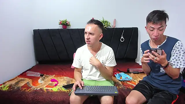 big-dicktop23 online show from March 12, 5:41 pm