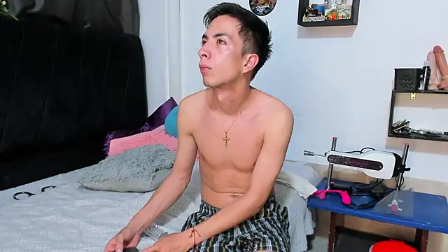 big-dicktop23 online show from May 6, 4:19 am