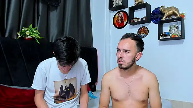 big-dicktop23 online show from July 10, 3:33 am