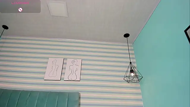 Snapshot of goddess_kianna chatting on March 4, 11:22 pm goddess kianna online show from March 4, 11:22 pm