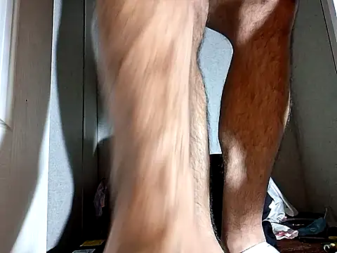 Snapshot of Amarok39 chatting on October 31, 6:58 am Amarok39 online show from October 31, 6:58 am