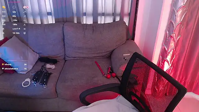 lia huan online show from March 21, 6:40 pm