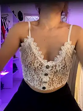 lia huan online show from September 30, 2:11 pm