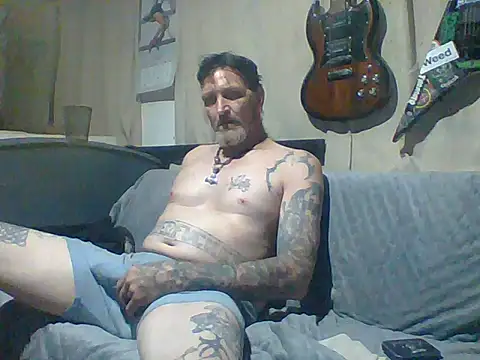 2Hot2gether69 online show from October 20, 6:25 am