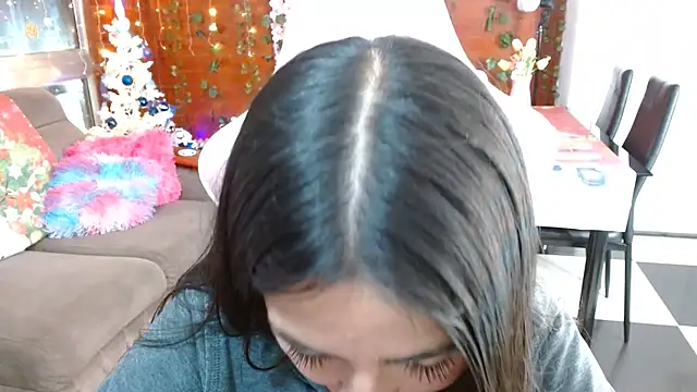 kendall all4u online show from December 4, 3:27 am