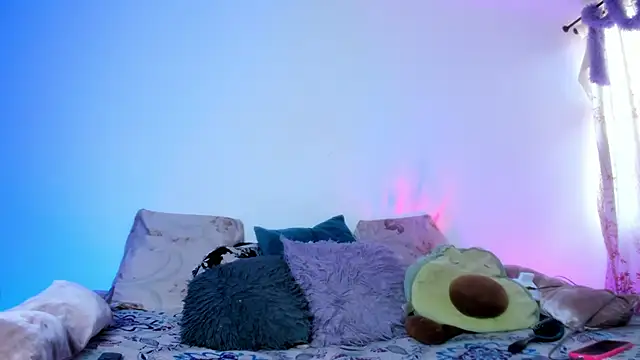 moonfiredancer online show from December 30, 7:53 pm