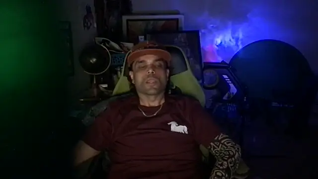 GForceSavage online show from April 24, 3:31 am