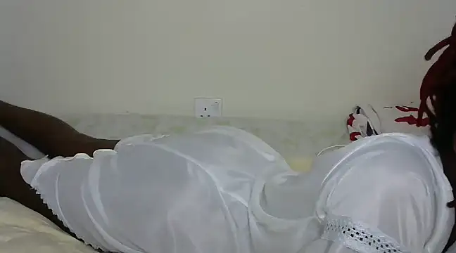 Snapshot of Rasta_tattooed chatting on March 22, 3:20 am Rasta tattooed online show from March 22, 3:20 am