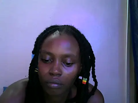 Snapshot of Rasta_tattooed chatting on November 8, 8:18 pm Rasta tattooed online show from November 8, 8:18 pm