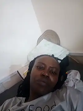 Snapshot of Rasta_tattooed chatting on November 11, 9:42 am Rasta tattooed online show from November 11, 9:42 am