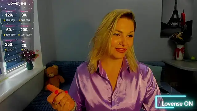 Snapshot of sweet___margaret chatting on April 11, 12:09 pm sweet margaret online show from April 11, 12:09 pm