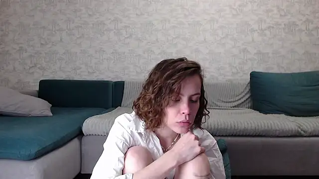 milly ross online show from November 16, 1:39 pm