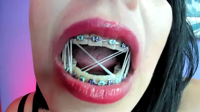 Snapshot of AdelleLennox_cg chatting on January 23, 5:21 pm AdelleLennox cg online show from January 23, 5:21 pm