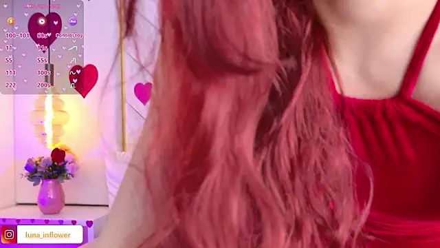 Snapshot of Flor_delunaa chatting on February 16, 12:34 pm Flor delunaa online show from February 16, 12:34 pm