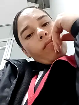 Amelia1  online show from December 22, 3:55 pm