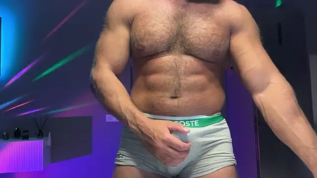 Snapshot of KarlosRichi chatting on November 3, 7:04 pm KarlosRichi online show from November 3, 7:04 pm