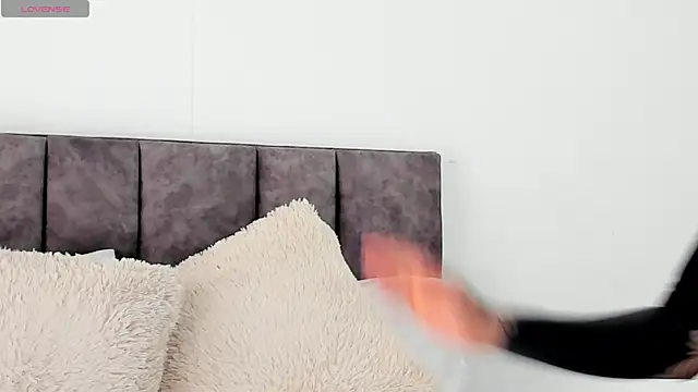 VeronicaTonu online show from February 5, 2:26 pm