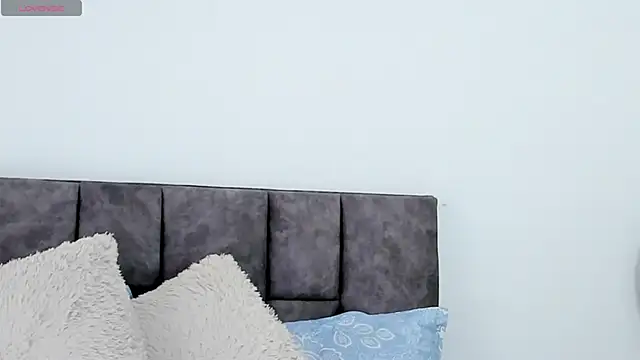 VeronicaTonu online show from February 18, 3:21 pm