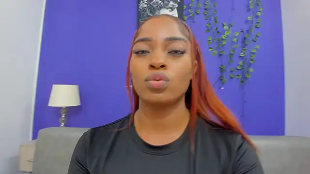 ShantalGomes online show from October 3, 5:10 pm