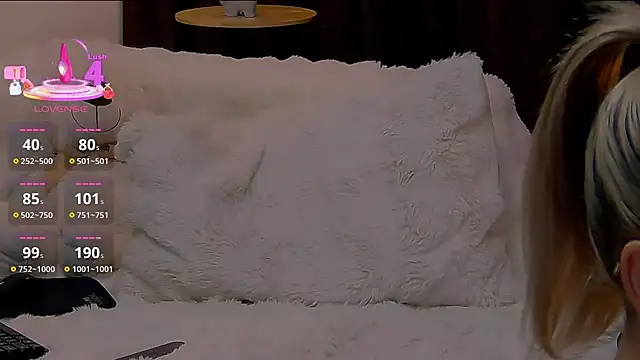 Snapshot of TinaHarley chatting on November 26, 3:46 pm TinaHarley online show from November 26, 3:46 pm