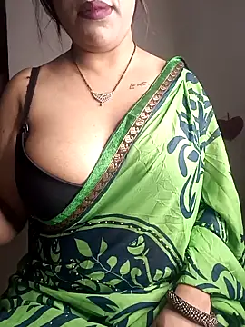 Snapshot of Jessicca_Cum chatting on February 28, 6:31 pm Jessicca Cum online show from February 28, 6:31 pm