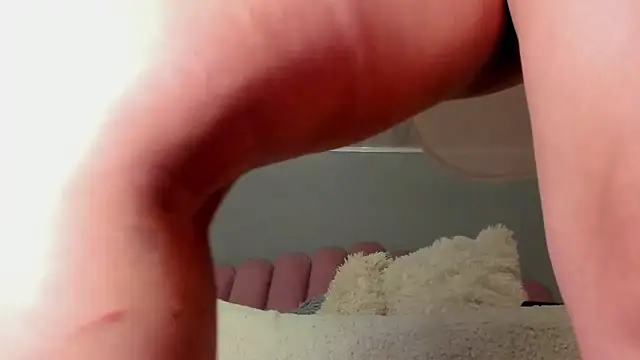 RamonaSimons online show from February 26, 8:00 pm