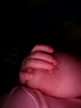 Snapshot of poussychats chatting on February 6, 10:21 pm poussychats online show from February 6, 10:21 pm