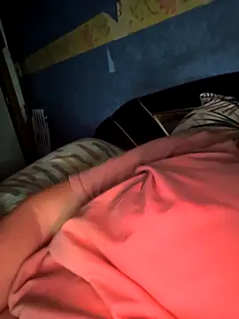 Snapshot of poussychats chatting on September 26, 9:08 pm poussychats online show from September 26, 9:08 pm