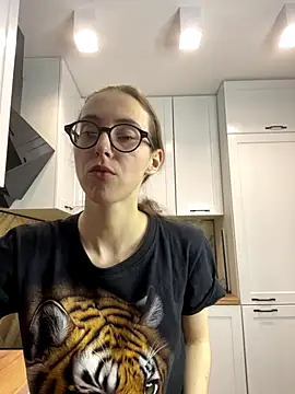 MartiniiSelenna online show from September 14, 5:50 am