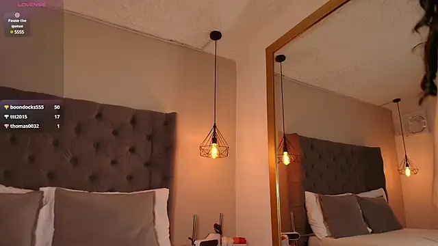 AngelinaRoss  online show from March 2, 8:29 pm