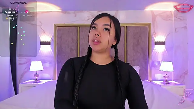 MarianaGarciaa   online show from September 26, 7:18 pm