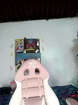 lovely kitt online show from April 30, 3:24 am