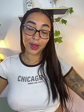 melanieecox online show from July 23, 4:38 pm