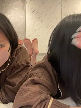 Snapshot of Rei1216xo chatting on March 1, 5:09 am Rei1216xo online show from March 1, 5:09 am