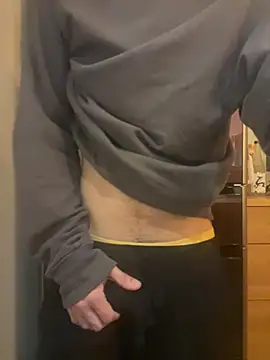 Snapshot of saku_chan_live chatting on March 5, 3:19 pm saku chan live online show from March 5, 3:19 pm