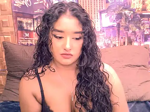 Snapshot of IndianAngel4u chatting on June 13, 6:44 am IndianAngel4u online show from June 13, 6:44 am