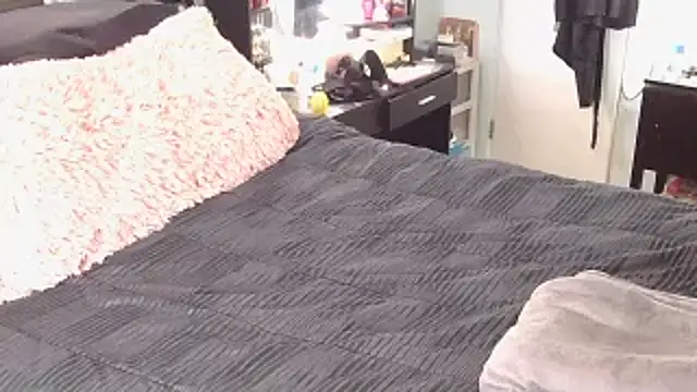 Snapshot of exxxtrasmall chatting on November 16, 5:35 am exxxtrasmall online show from November 16, 5:35 am