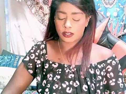 Snapshot of Harl3ysugar4u chatting on February 27, 8:28 am Harl3ysugar4u online show from February 27, 8:28 am